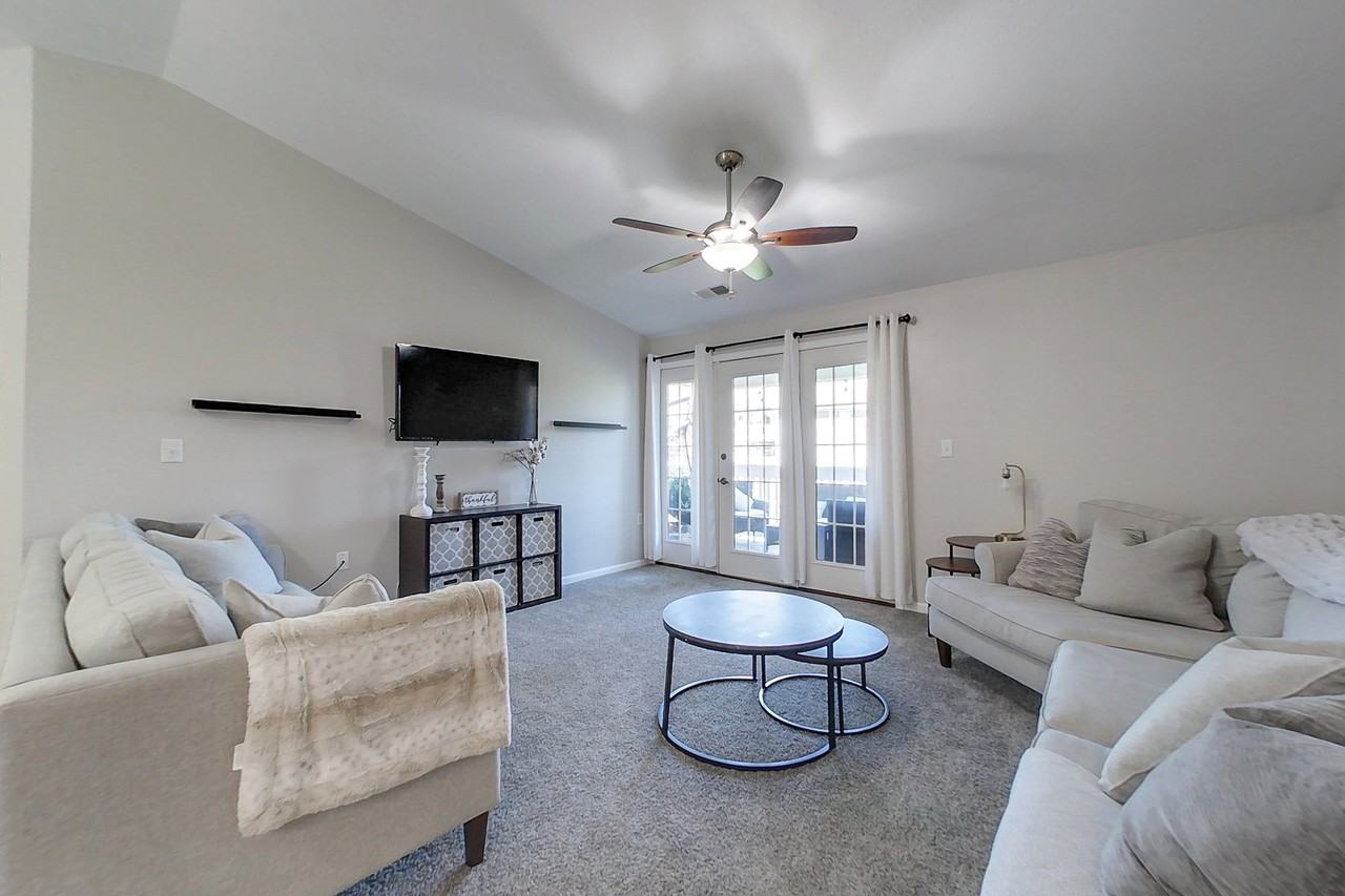 6501 Matalin Pl #310 - Photo 3 of 31