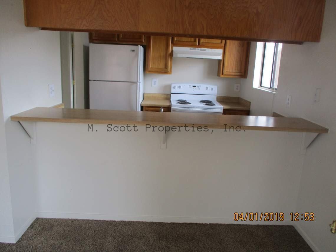 1171 Townhouse Cir #D - Photo 3 of 8