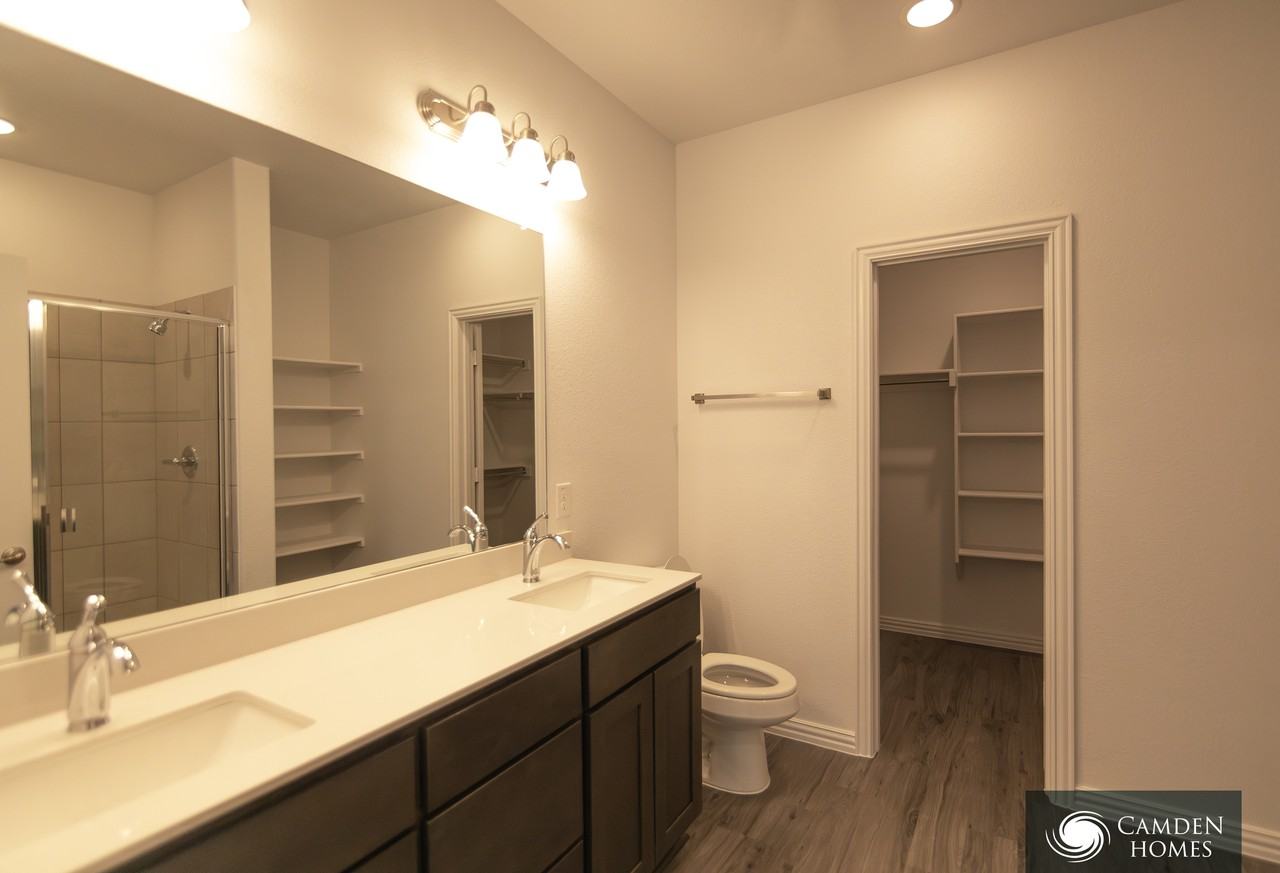 4422 Giralang Ln #4422 - Photo 5 of 6