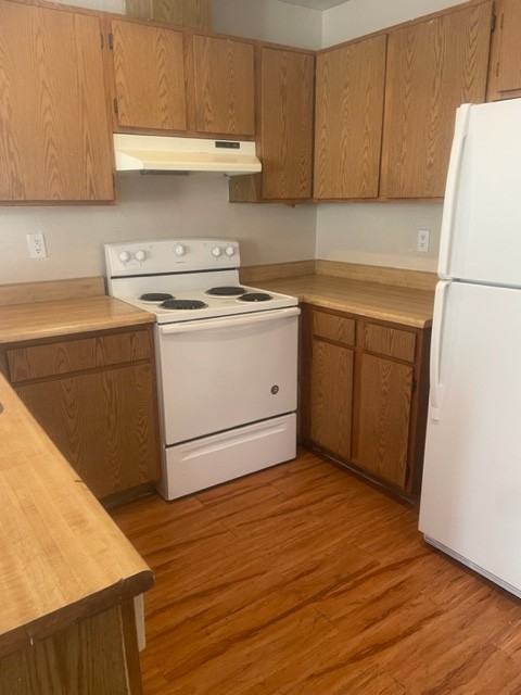 4240 East Tonopah Avenue201 #201 - Photo 6 of 10