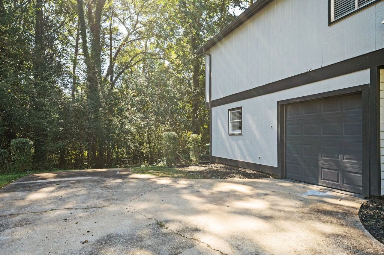 3457 Newberry Downs Ln #1 - Photo 4 of 41