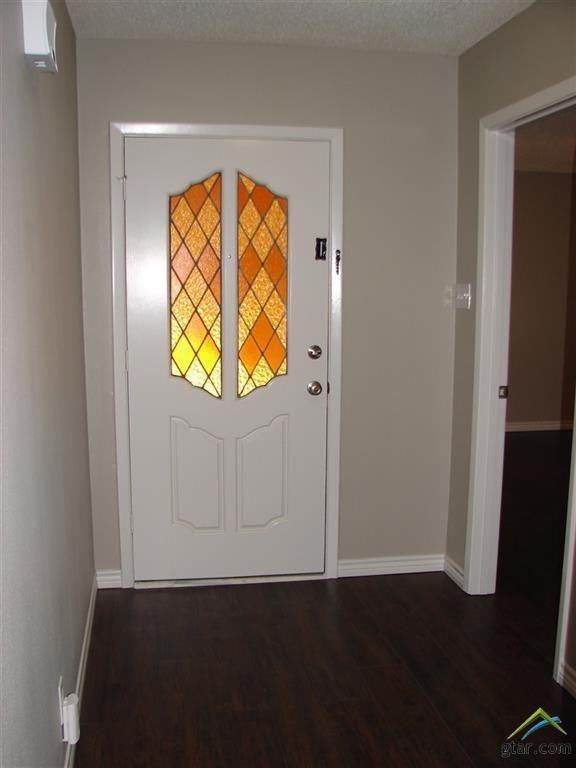 419 Top Hill Dr - Photo 2 of 16