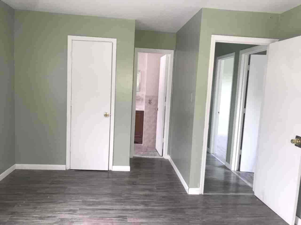 Foch Blvd - Photo 3 of 13