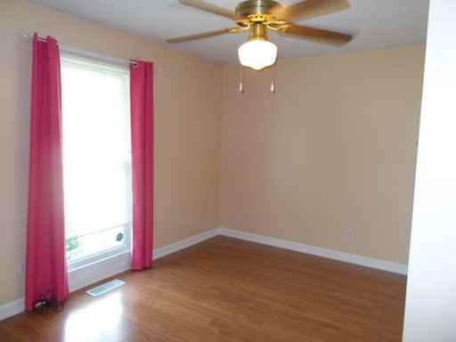 119 Donnell Ave - Photo 2 of 18