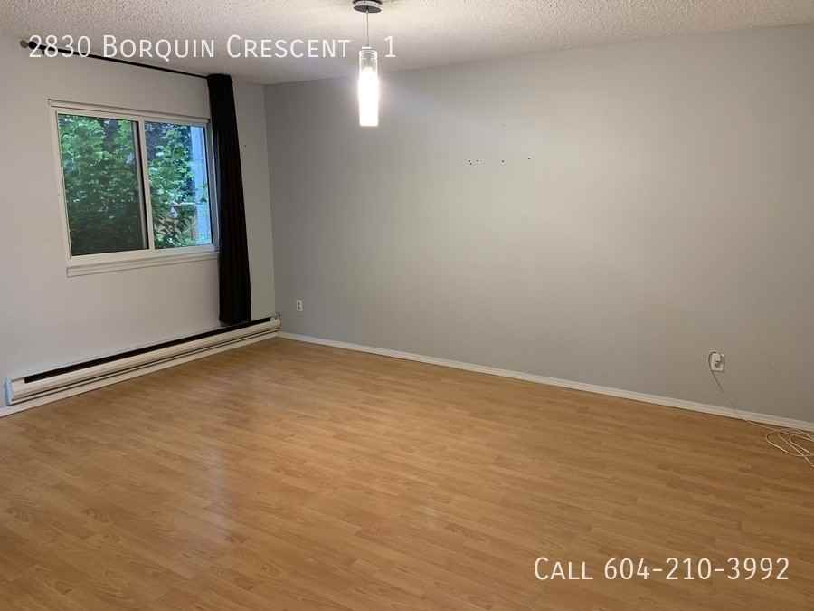 2830 Bourquin Cres W #1 - Photo 3 of 11