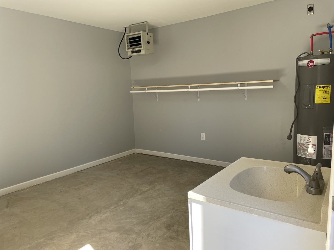 1231 Mary Ellen St #NA - Photo 3 of 26