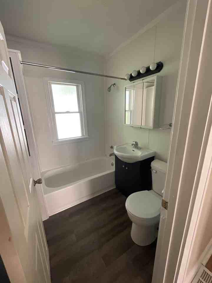 2007 Elm St #NA - Photo 3 of 10