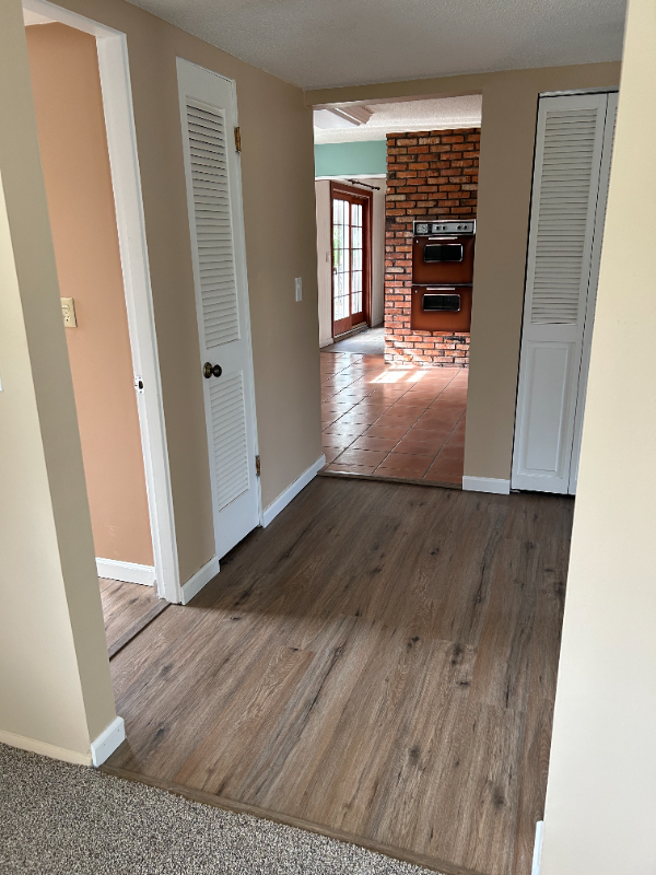 2700 Carmel Drive - Photo 5 of 33