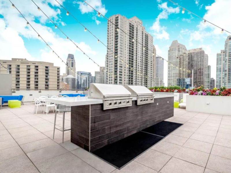 125 W Huron St - Photo 6 of 9