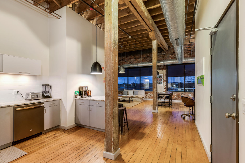 1410 Gratiot Ave #302 - Photo 2 of 16