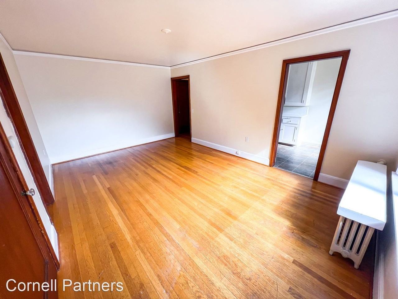 531 Malden Ave. E. Cornell@northwestapartments.com - Photo 3 of 30