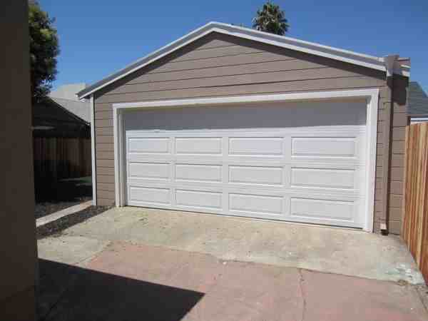 1901 108th Ave - Photo 3 of 16