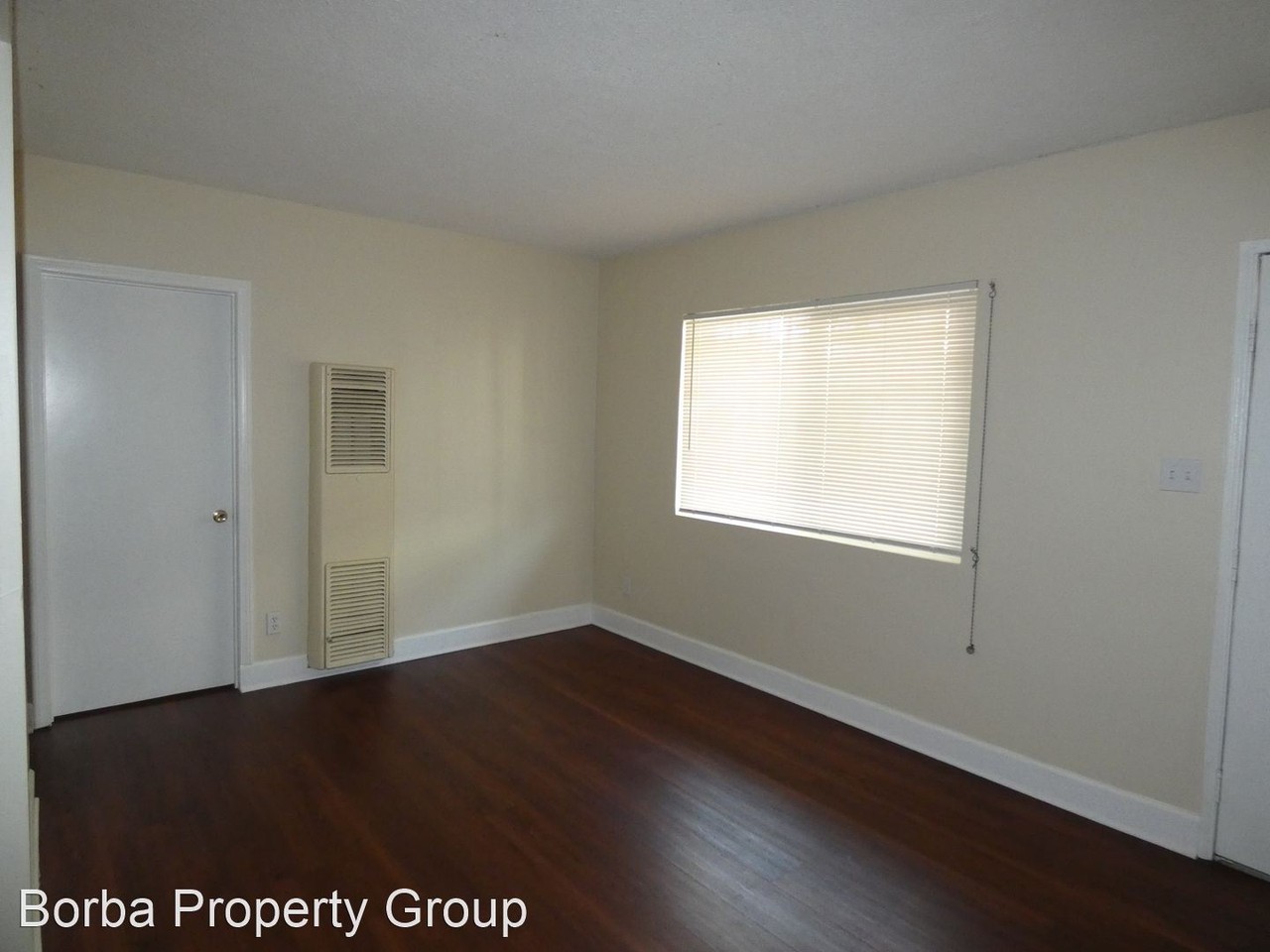 3384 Santa Fe Ave. - Photo 2 of 9