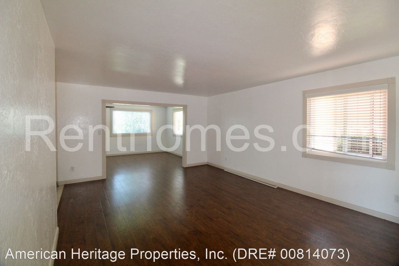 4194 Dellwood St - Photo 2 of 15