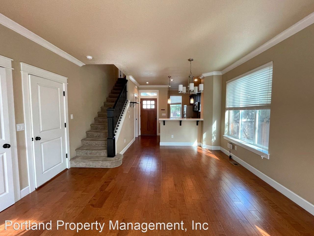 9106 N Hudson St - Photo 2 of 22