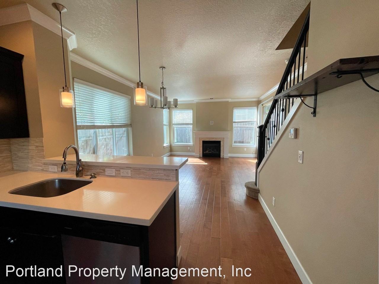 9106 N Hudson St - Photo 3 of 22