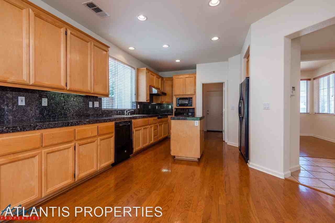 3526 Casabella Ct - Photo 3 of 20