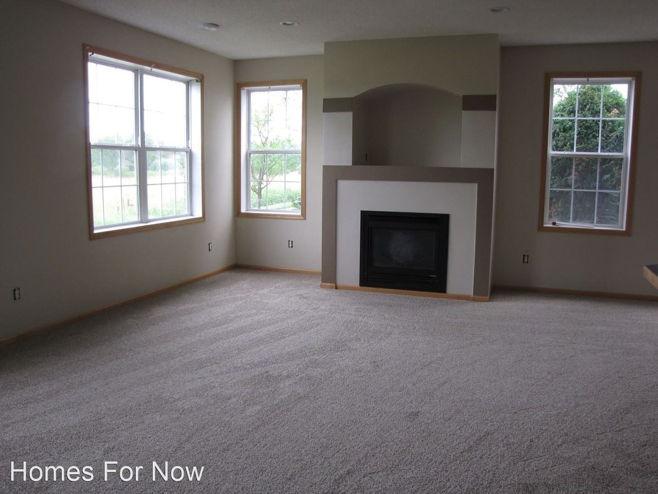 10449 172nd Ln Nw - Photo 2 of 12