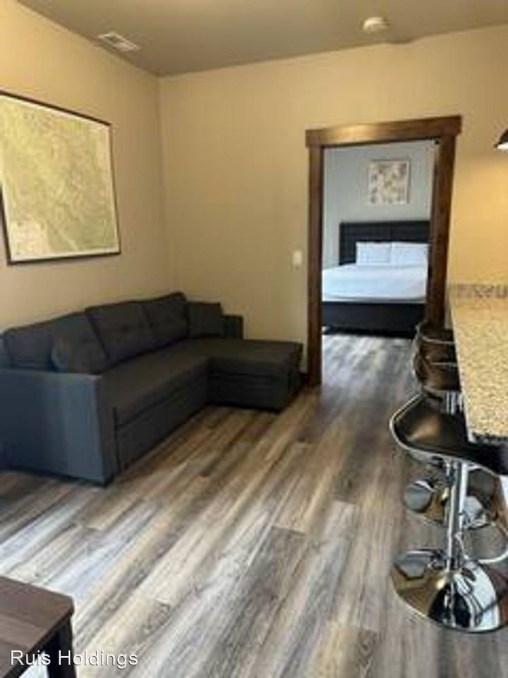 35 5th Street W. - Photo 2 of 10