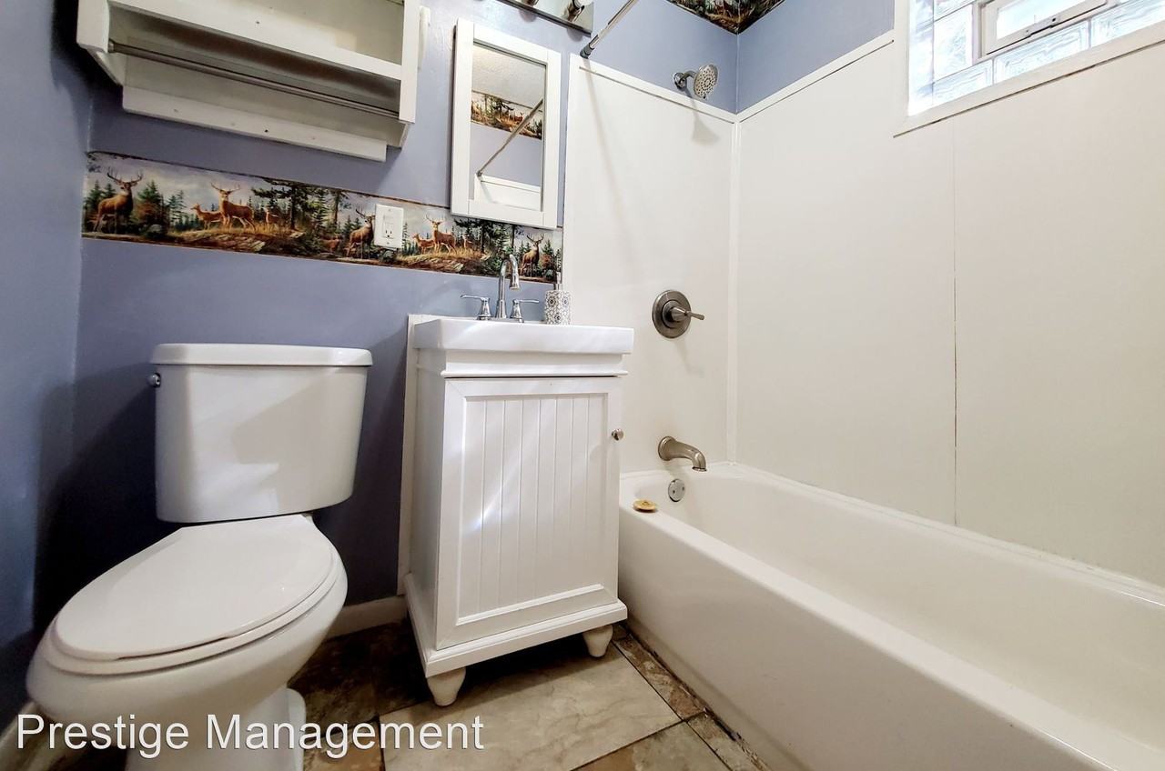 5969 Park Pl - Photo 3 of 7