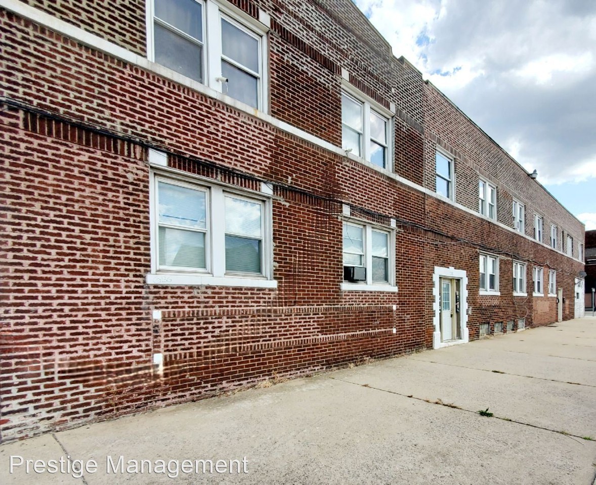 1502 Broadway St Apartments in East Chicago, IN 46312 Zumper