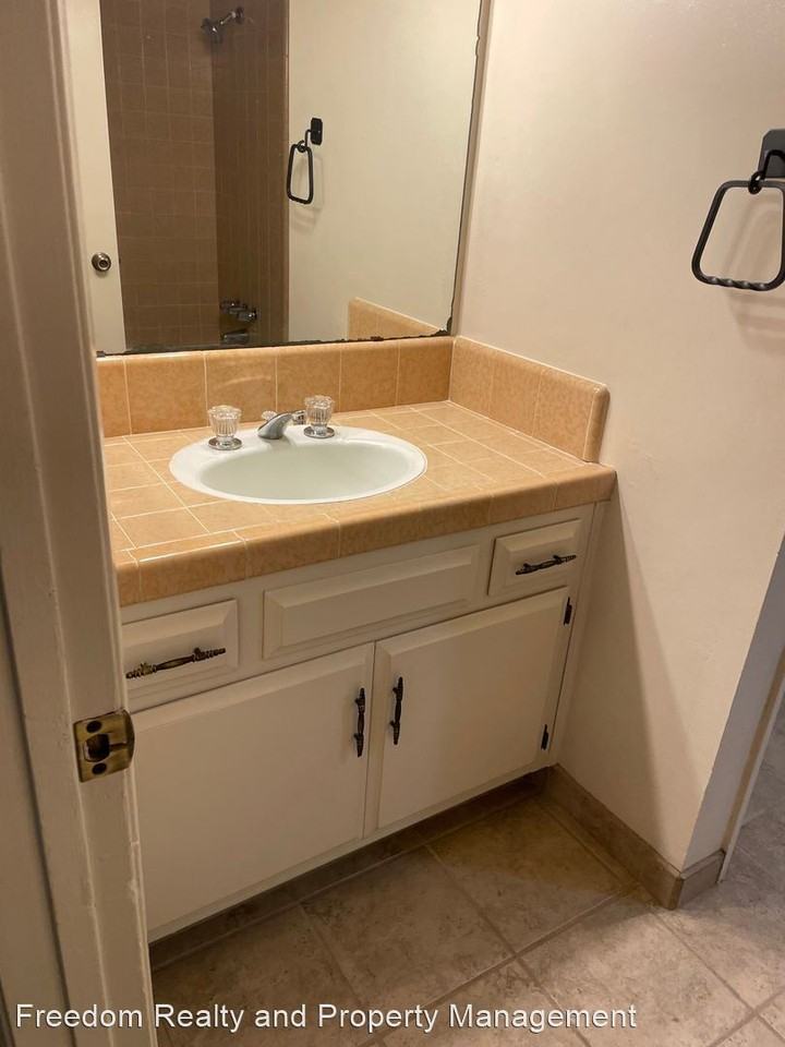 7301 Quailwood Drive - Photo 3 of 5