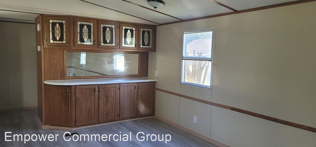 1320 Colon Rd - Photo 3 of 11