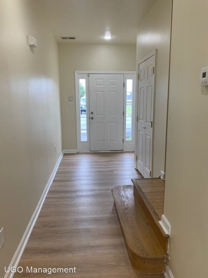 Santa Fe Ct - Photo 2 of 14