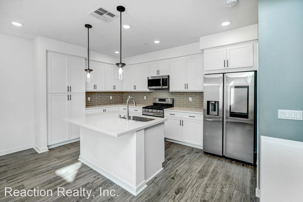 9668 Nova Pl - Photo 3 of 22