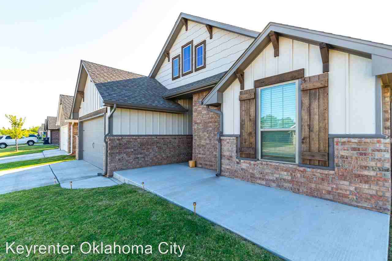 12217 Brinley Reign Dr - Photo 2 of 27