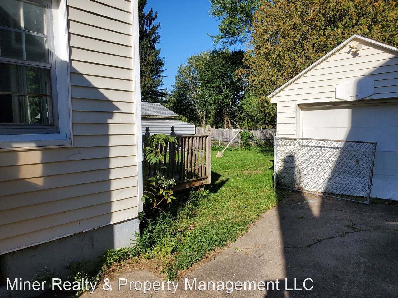 524 Mayberry Rd - Photo 3 of 12