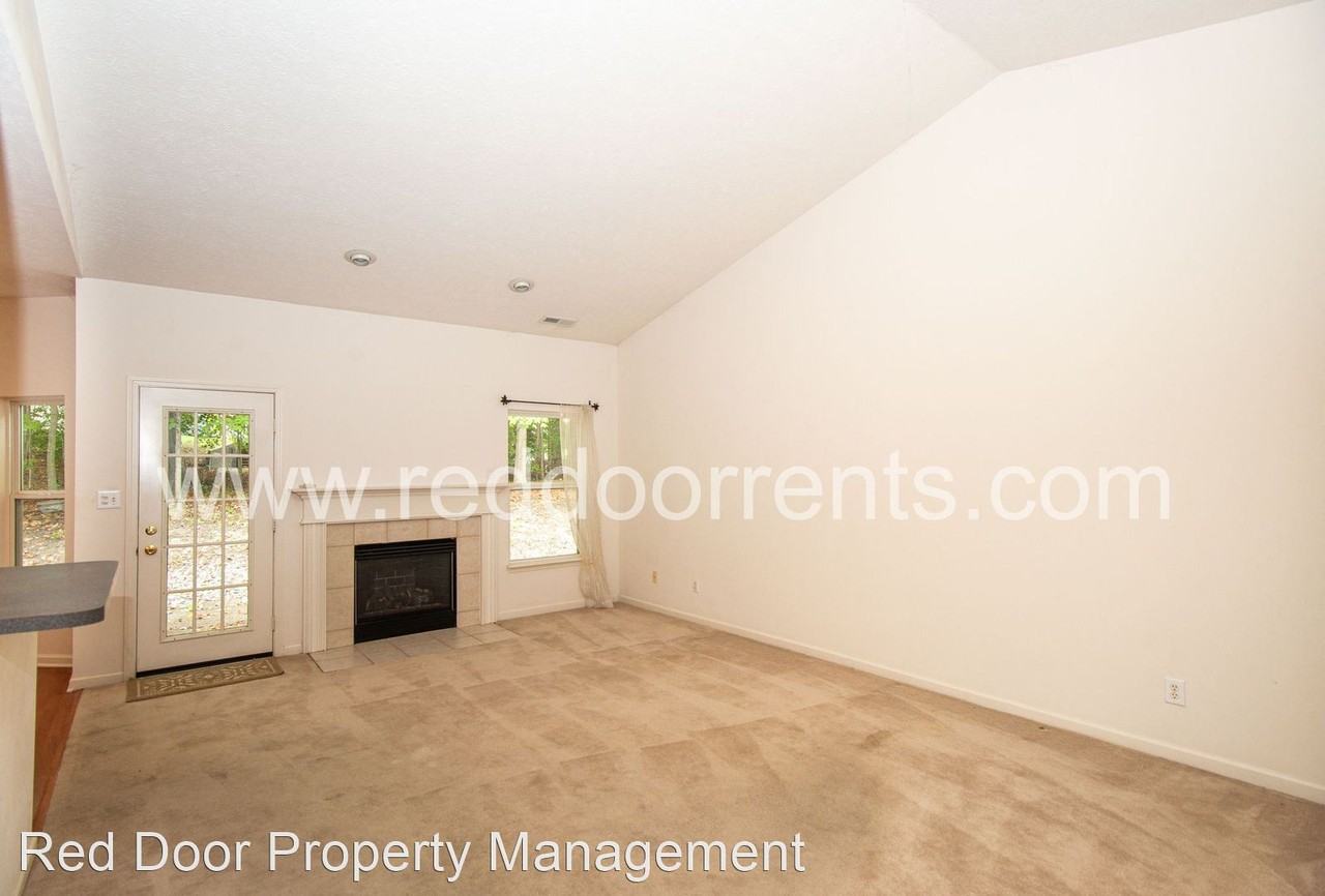 5848 Hornbean Ct - Photo 3 of 33