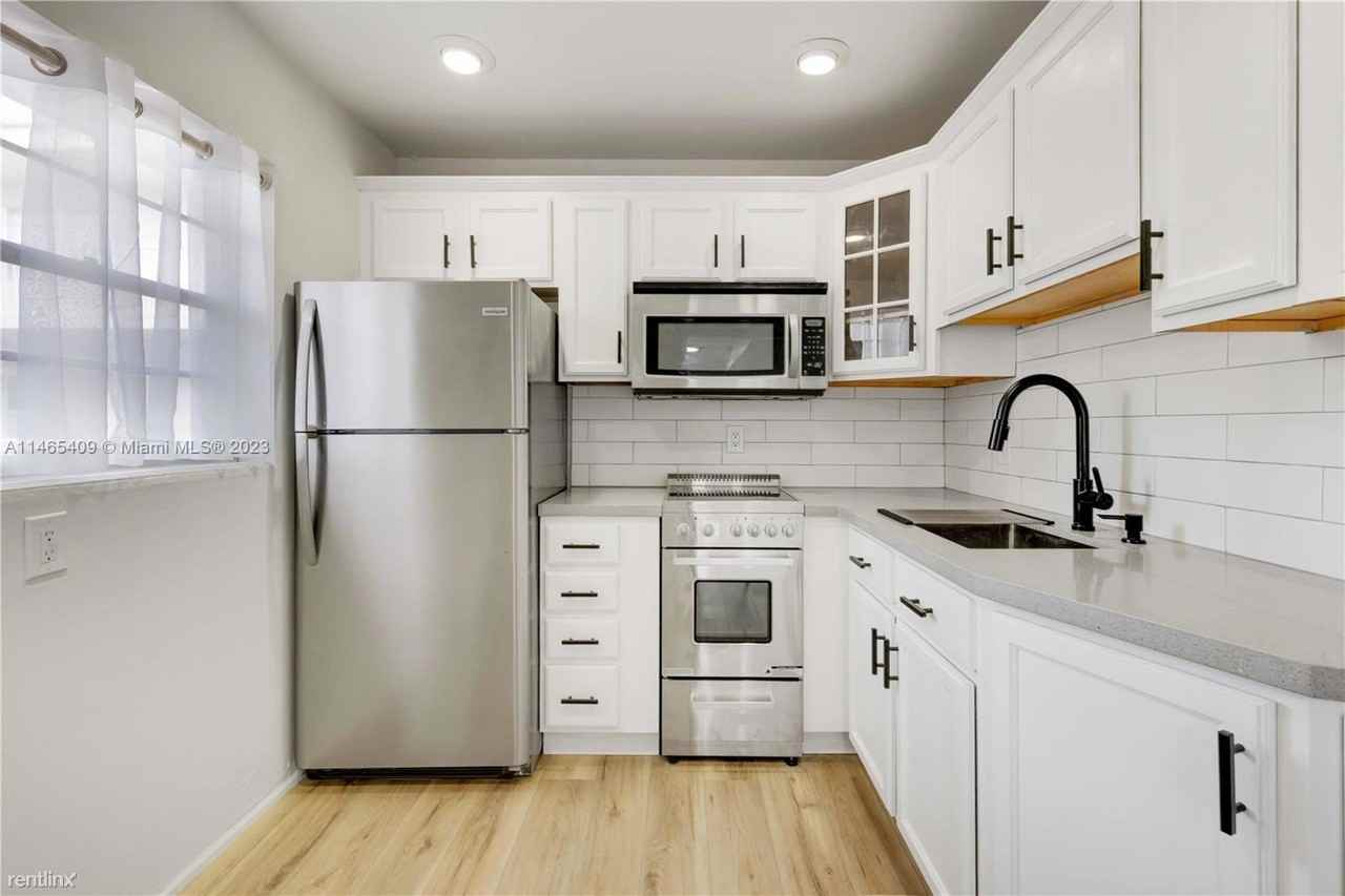 7743 Sw 86th St - Photo 3 of 10