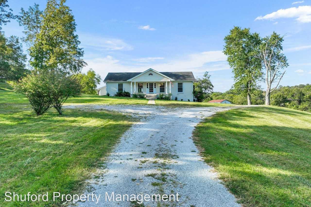 4861 Bethesda Rd - Photo 3 of 50