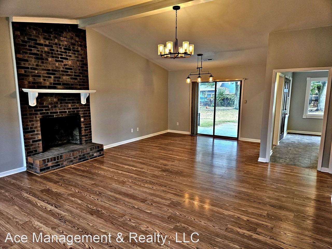2201 Bel Aire Dr Sw - Photo 2 of 19
