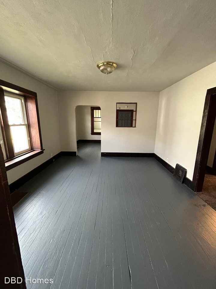 3506 Lillie St - Photo 2 of 7