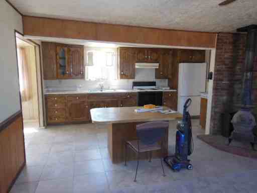 1115 Golden Slipper Ln - Photo 2 of 22