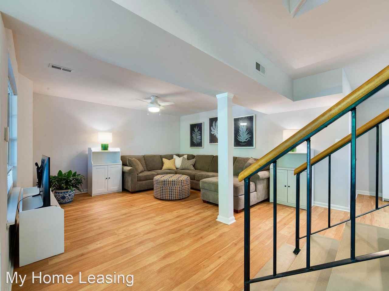 9006 Saint Thomas Ln - Photo 2 of 48