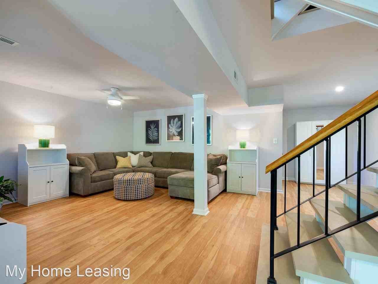 9006 Saint Thomas Ln - Photo 3 of 48