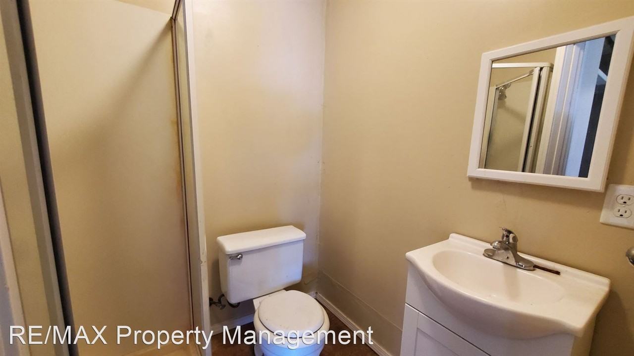 2002 W Walnut Ave - Photo 3 of 11