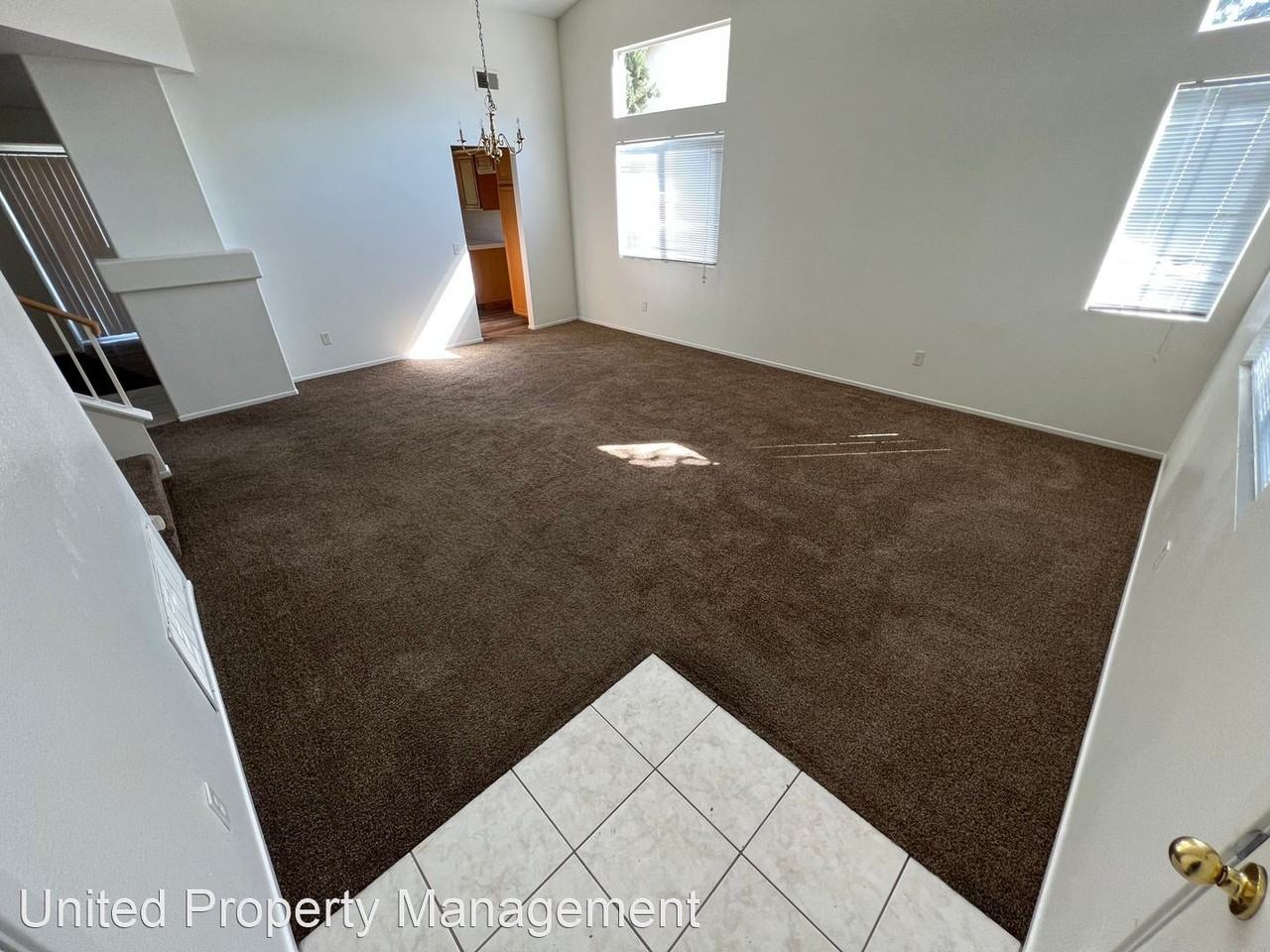 1869 S Coloma St - Photo 3 of 32