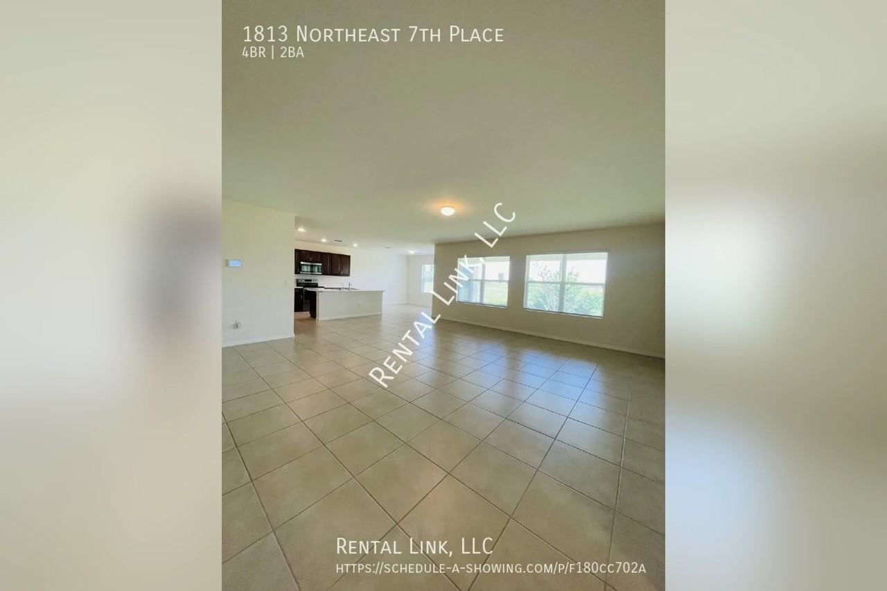 1813 Ne 7th Pl - Photo 3 of 50