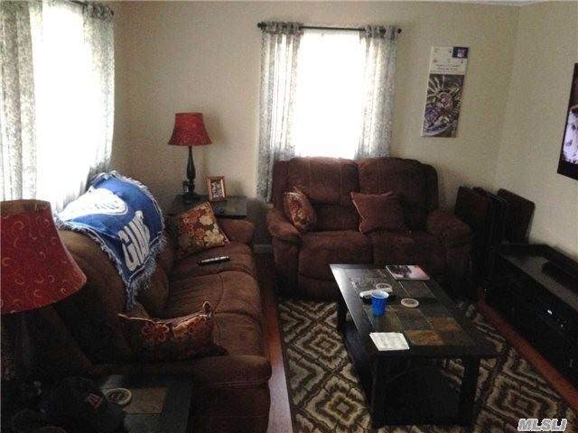 2522 Belmond Ave - Photo 3 of 13