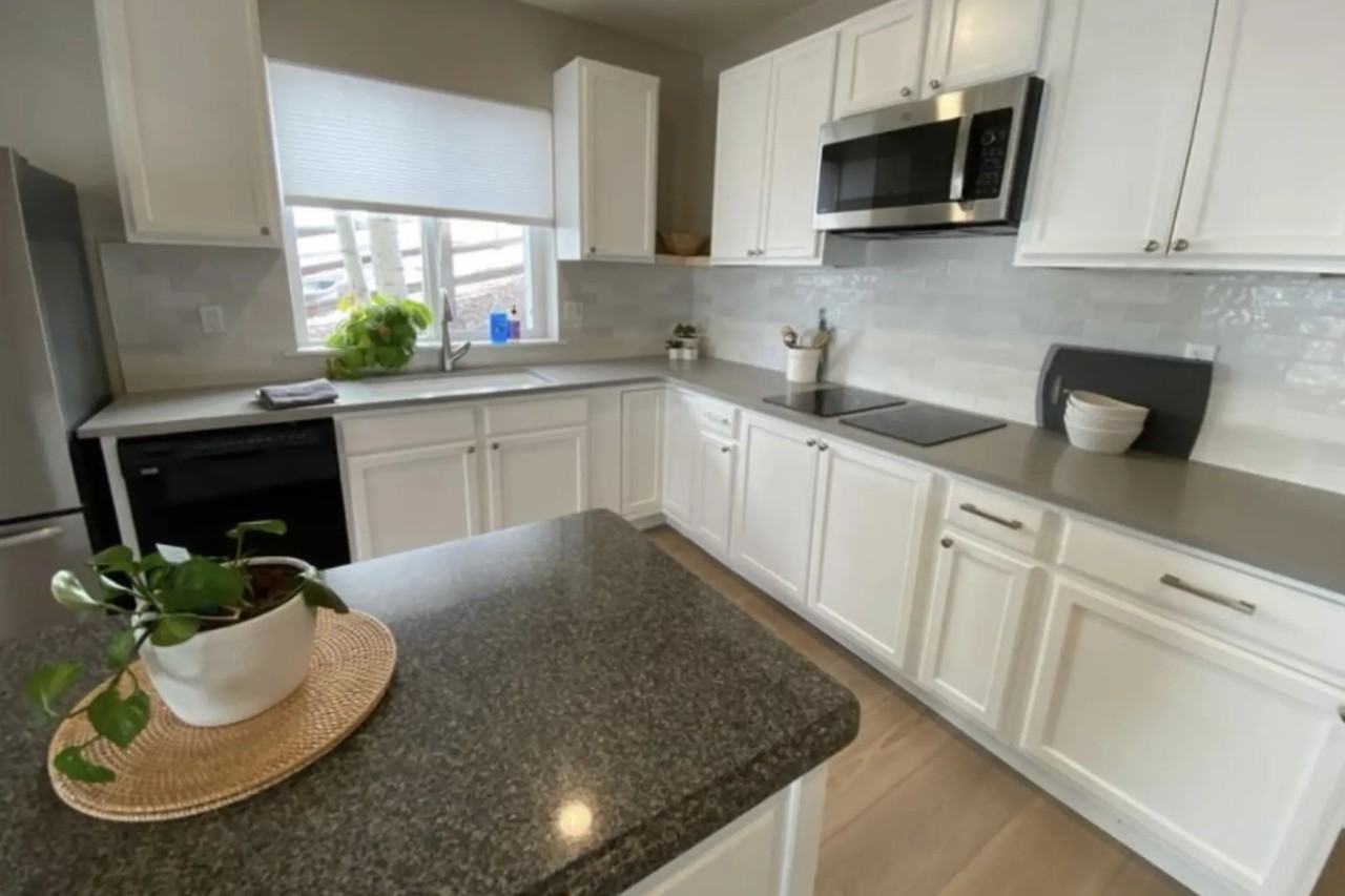 6920 S Garrison St - Photo 2 of 16