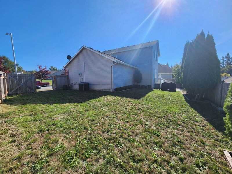 19420 Valley View Dr - Photo 2 of 17