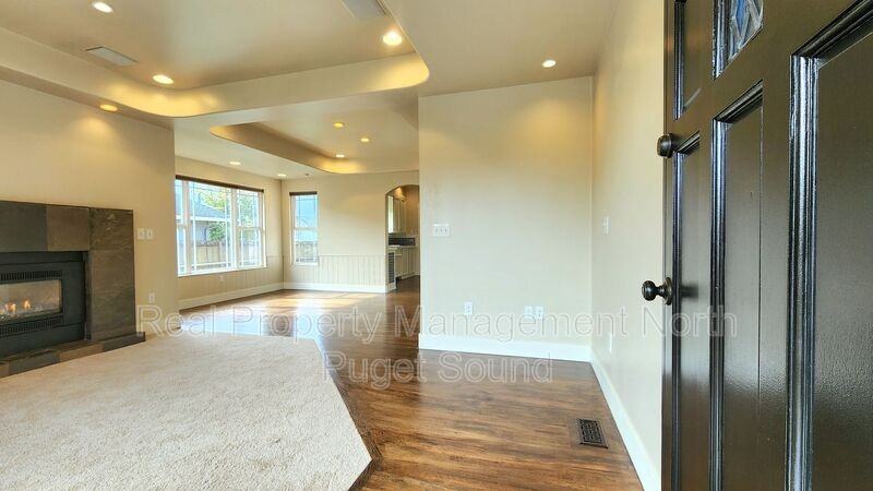 1524 Rockefeller Ave - Photo 6 of 24