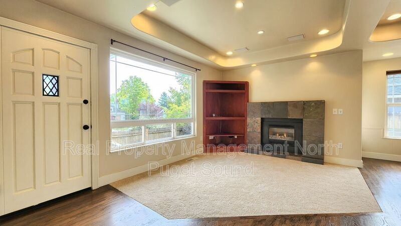 1524 Rockefeller Ave - Photo 7 of 24