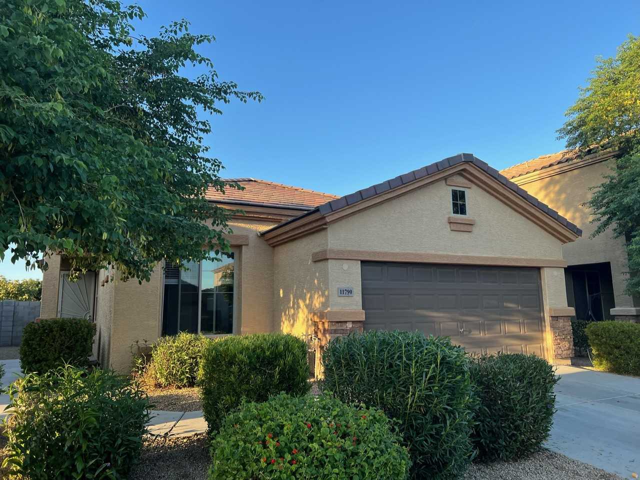 11790 W Overlin Ln - Photo 2 of 34