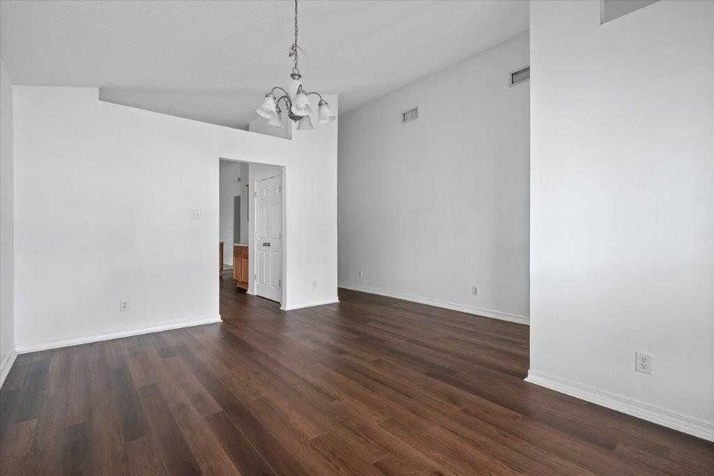 2659 Rosebud Dr E - Photo 2 of 20