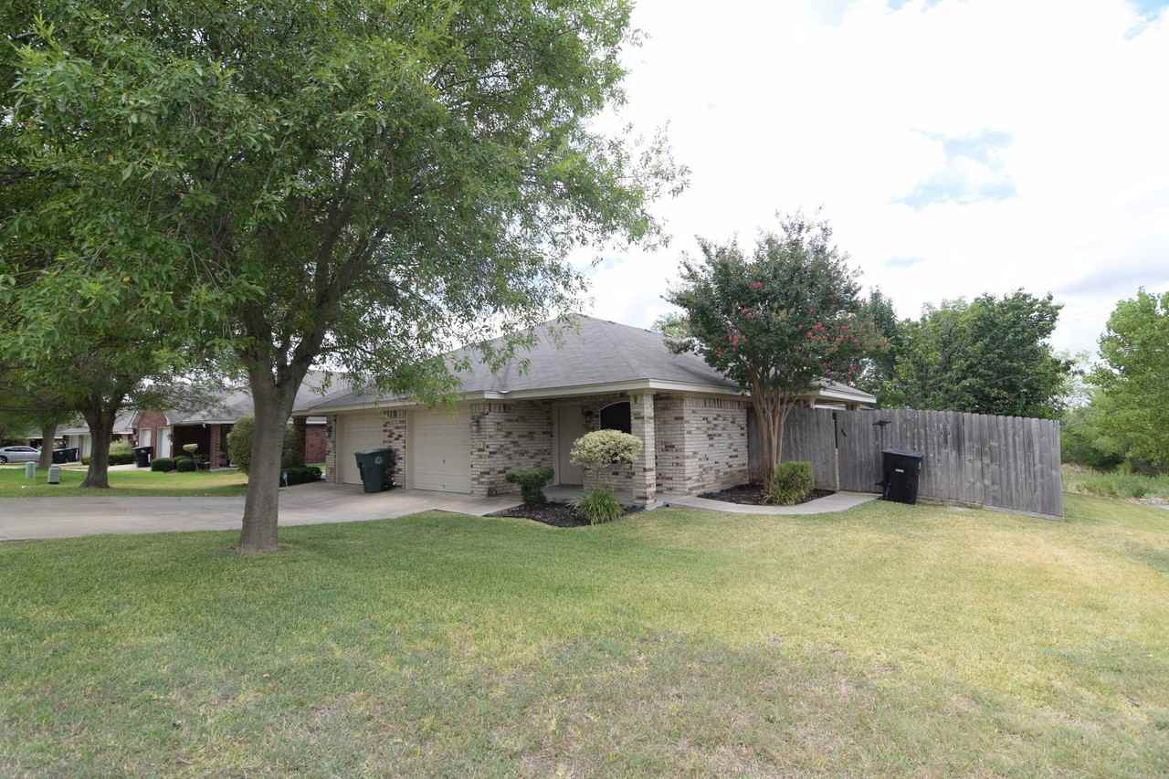 712 Olaf Dr - Photo 2 of 19